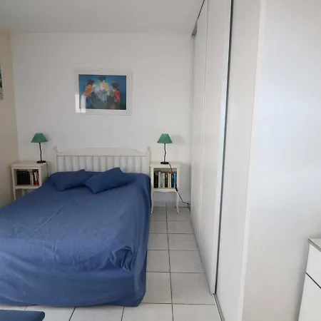 Maison Mediterraneenne 60m² Avec Patio Et Parking Prive, A 5min De La Plage, 3 Pieces Confortables - Fr-1-307-6 *