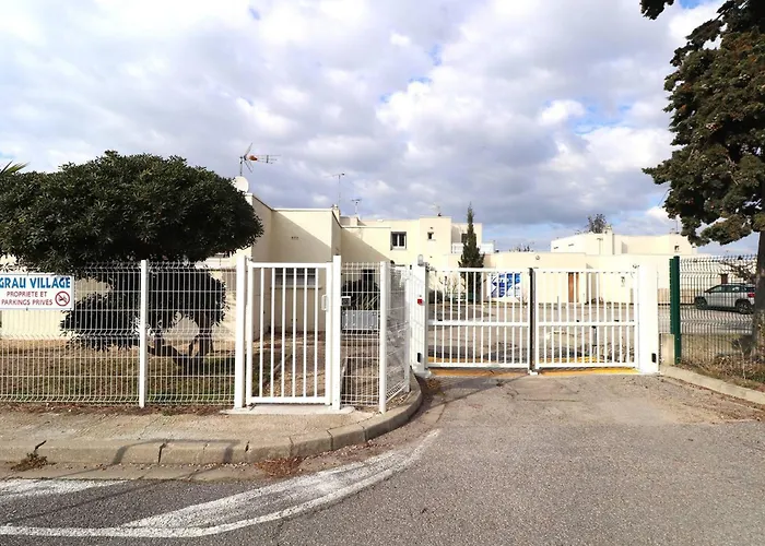 Hébergement de vacances Maison Méditerranéenne 60m² Avec Patio Et Parking Privé, à 5min De La Plage, 3 Pièces Confortables - Fr-1-307-6